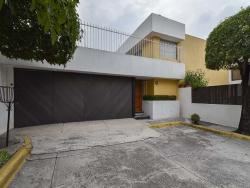 #573 - Casa para Venta en Naucalpan de Juárez - MC