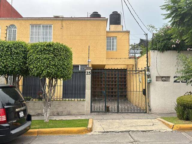 #905 - Casa para Venta en Naucalpan de Juárez - MC - 1
