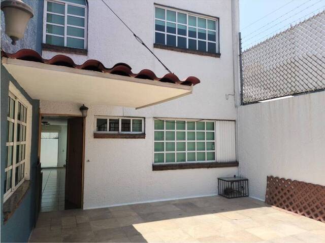 Casa para Venta en Naucalpan de Juárez - 1