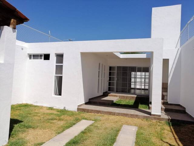 #956 - Casa para Venta en Tequisquiapan - QT - 2